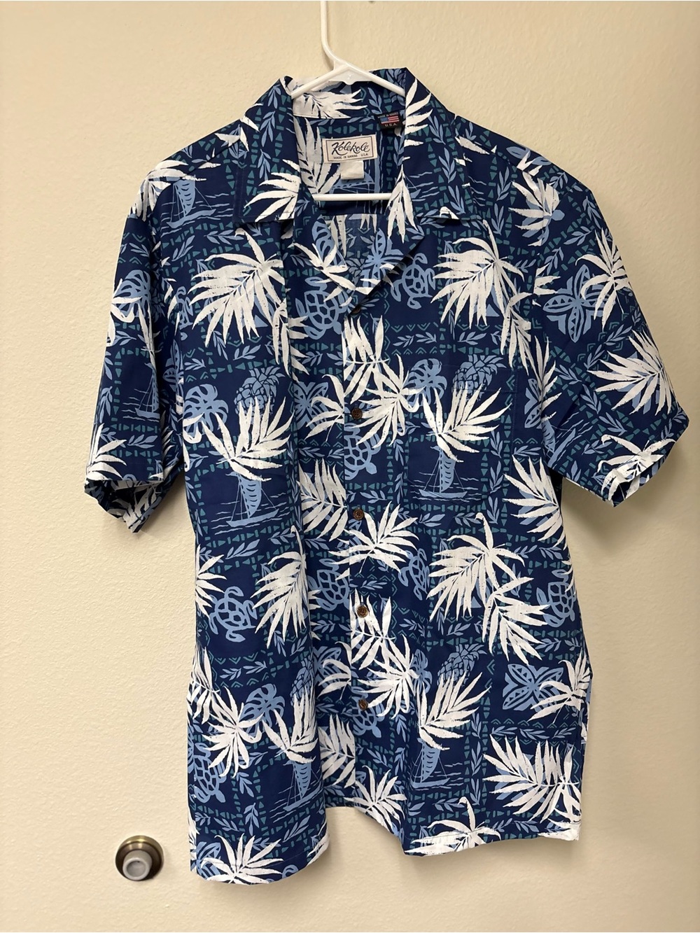 Kolekole Men's Cotton Woven Hawaiian Floral Short Sleeve Button-Up Blue White XL